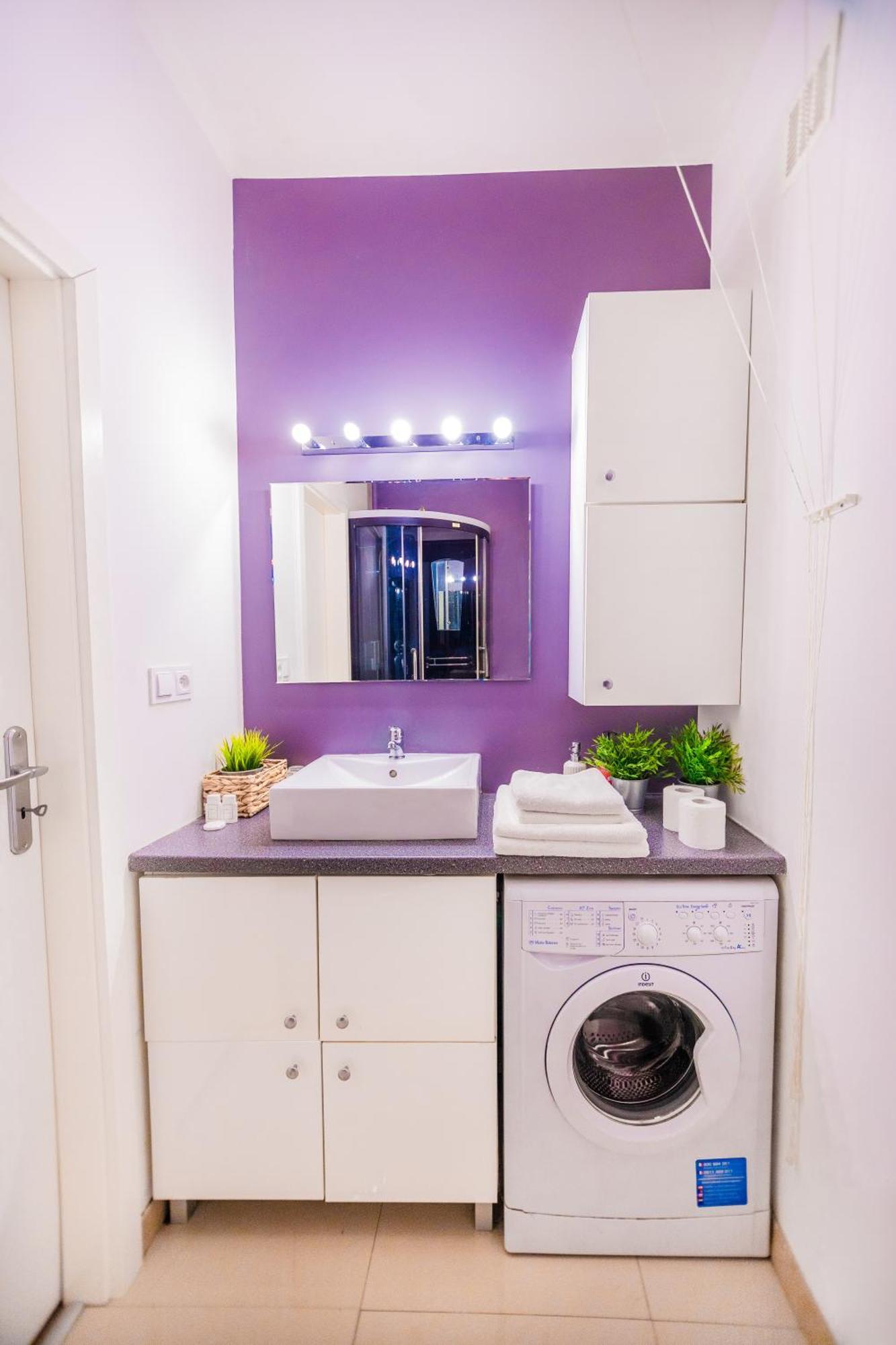 Cozy Studio Next To The Metro And City Center Warschau Exterior foto